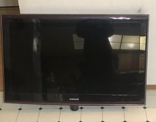 Samsung 40 inch TV