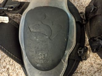 Husky brand gel knee pads