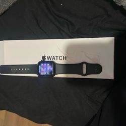 Apple Watch SE 