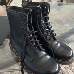 Dr.Martens boots 🥾