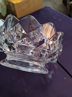 Cut glass bowl