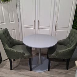 Tulip Table With 2 Chairs, Breakfast Table 