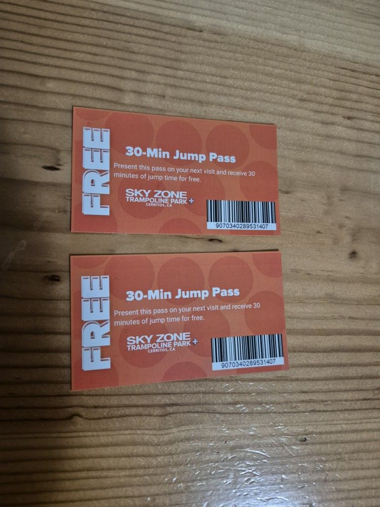 2 Skyzone 30 Minute Jump Passes