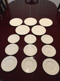 White Wedgwood Bone China (14 Pieces)