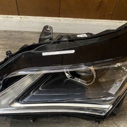 2017 Lexus RX350 Left head light