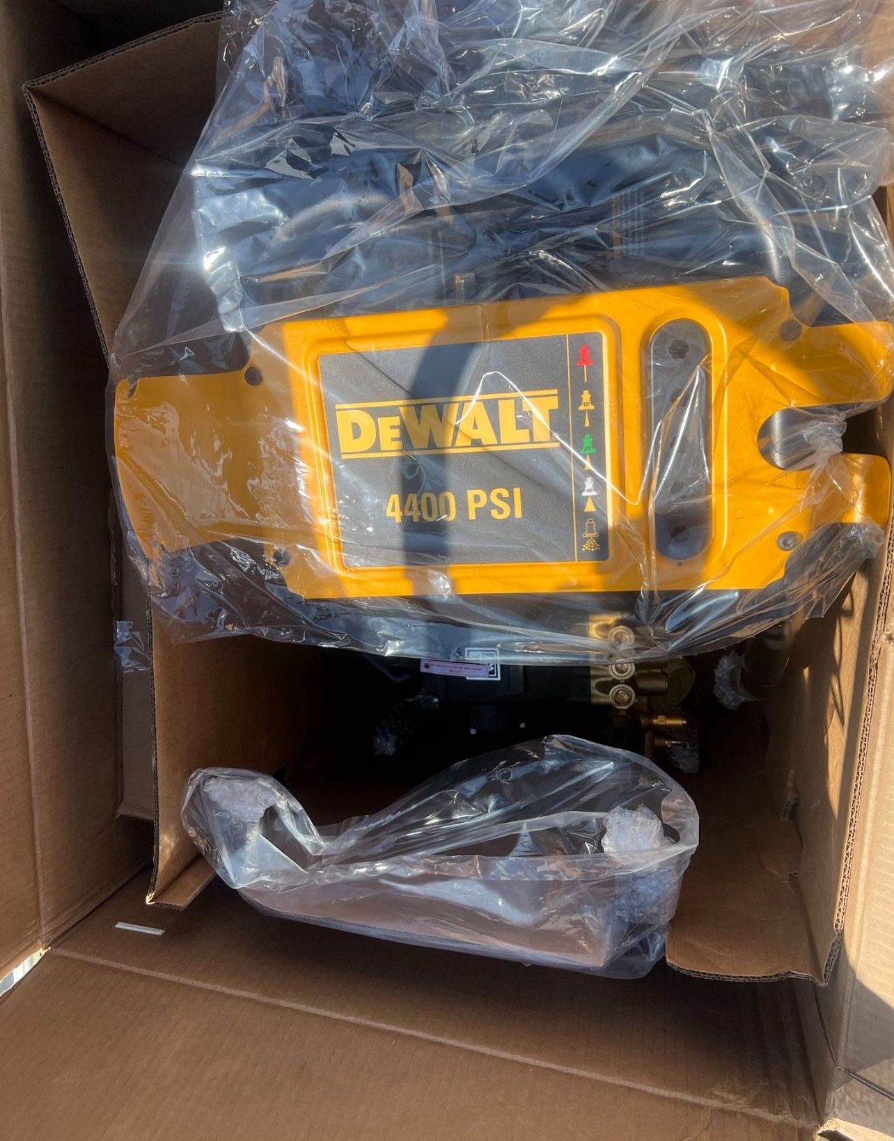 DEWALT 4400 PSI 4.0 GPM Gas Cold Water Pressure Washer with CRX 420cc Engine