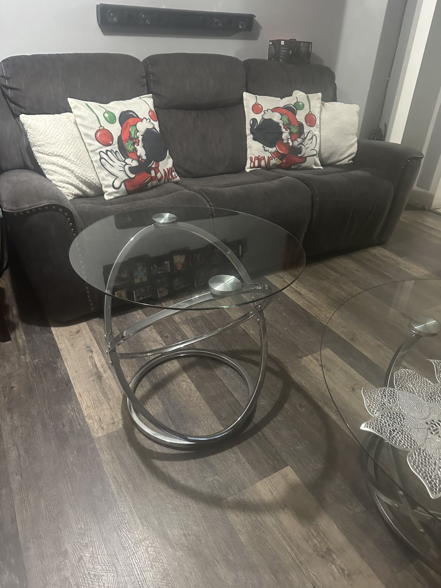 3 Mesas La De Centro Y Las Dos De La Orilla 