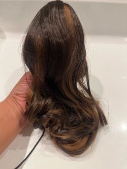 Synthetic hair ponytail
