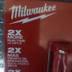 Milwaukee 2pack M12 Batteries 