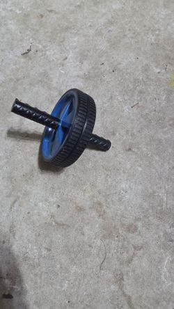 Ab roller exercise tool