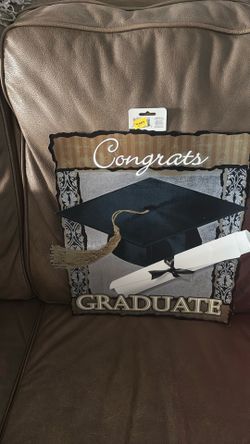New “Congrats Graduate” sign
