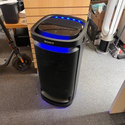 Sony - XV900 BLUETOOTH Party Speaker