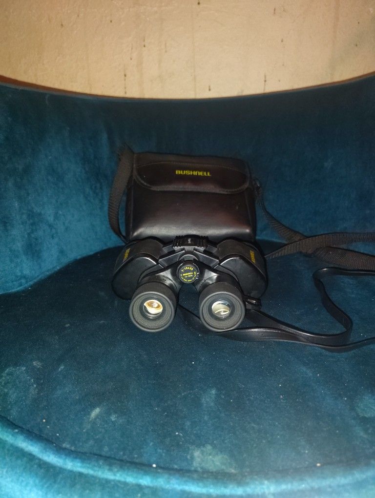 Bushnell' Binoculars