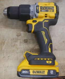 DEWALT DCD806 20V 1/2 13MM HAMMERDRILL DRILL DRIVER W 2AH BATTERY F(contact info removed)5
