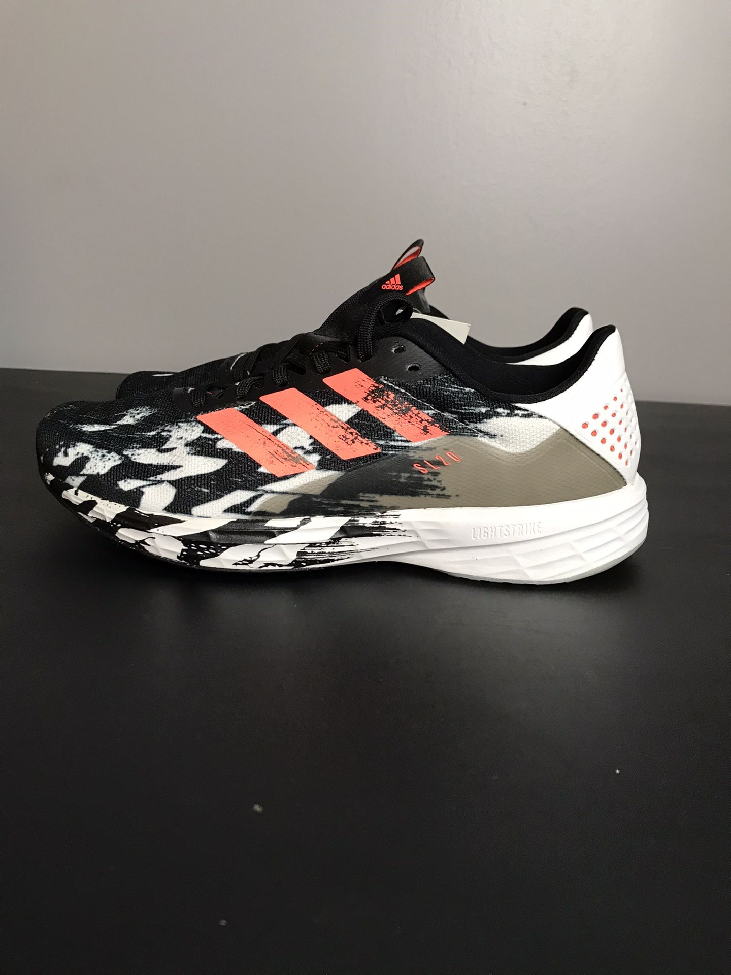 Size 8 - Adidas EF0804 SL20 Mens Running Shoes Core Black Signal Coral New without box