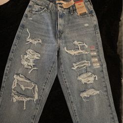 Levi’s jeans 