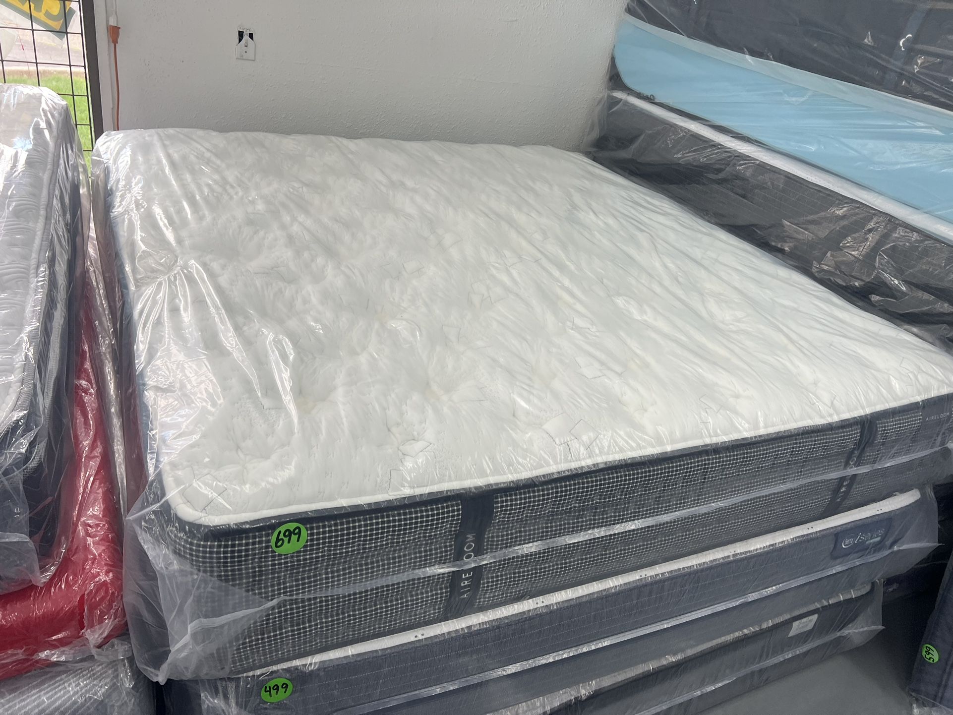 KING SIZE KLUFT AIRELOOM MATTRESS & BOX SPRINGS BED SET