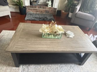 2 Tone Coffe Table With Storage Shelf