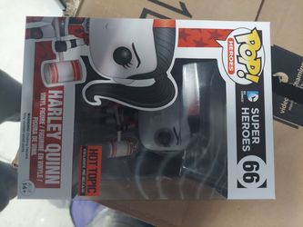 Funko pop suicide squad #66 Harley Quinn and #106 Deadshot
