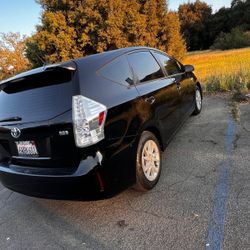 2012 Toyota Prius V