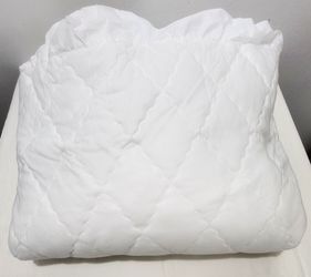 Mattress protector