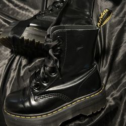 Dr. Martens