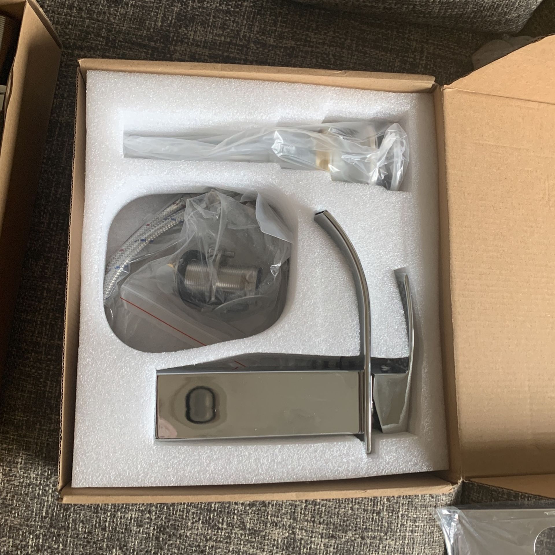Single Lever Basin Mixer