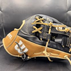 11.75” Wilson A2000 1787SC RHT