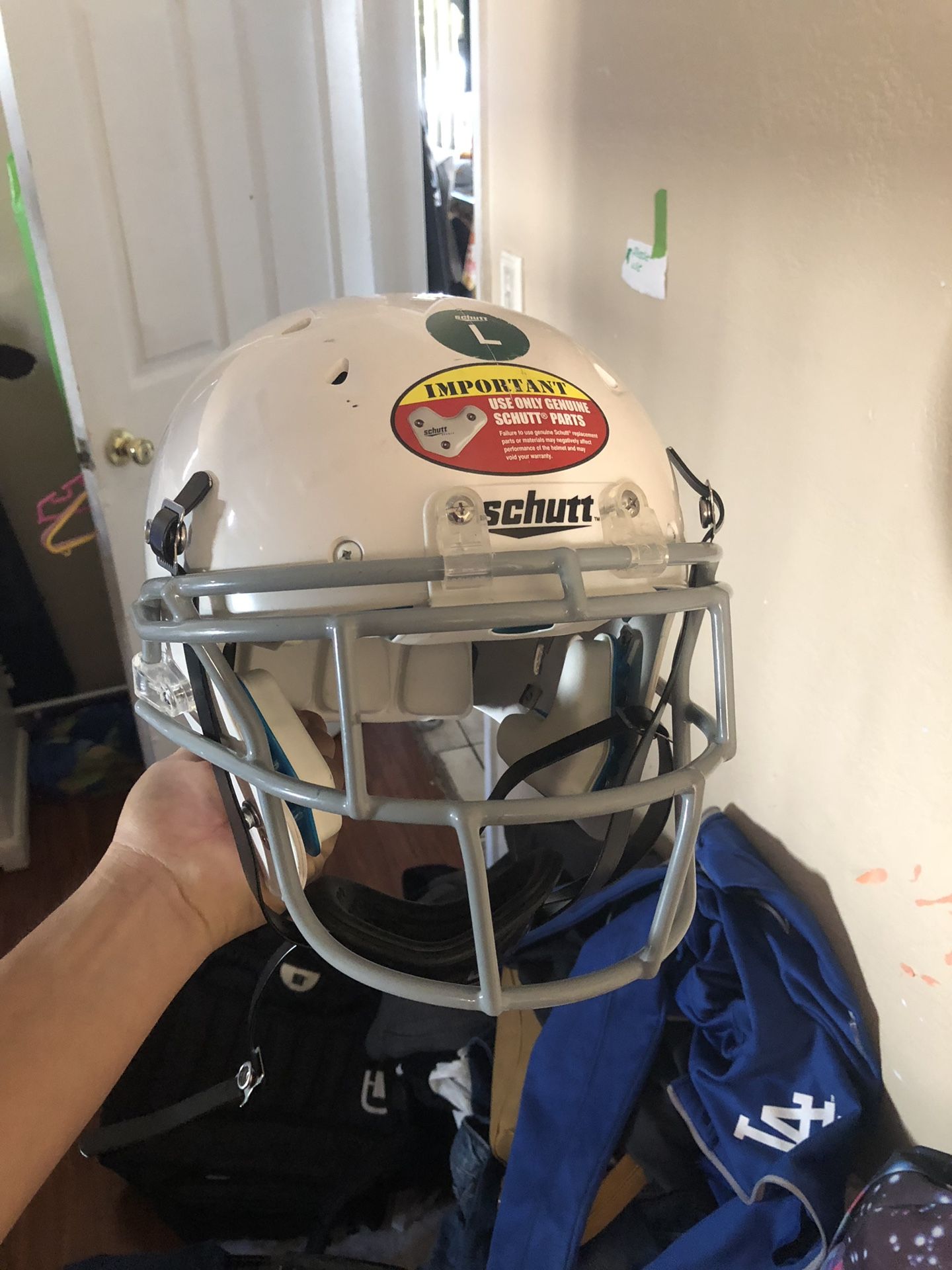 Shutt youth football helmet large