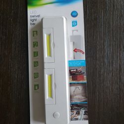 Energizer 38920 Swivel LED Task Light, White - Brand New