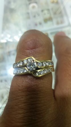 14K GOLD engagement ring 5 grams 1ct diamonds very clean