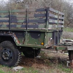 Military trailer