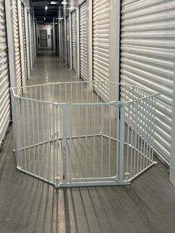 Baby Safety Gate, 8-Panel Fireplace Fence, Foldable