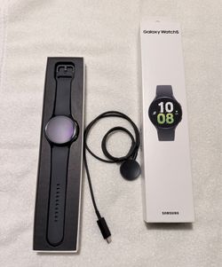 Samsung watch 5 LTE, WiFi, Bluetooth , GPS