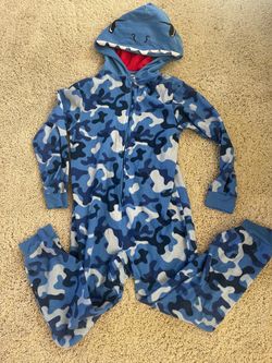Shark onesie cat and jack