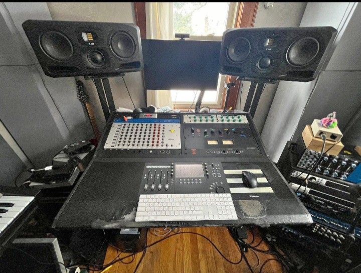 Sterling Modular Multi-Station 2-Bay for Avid Artist Mix