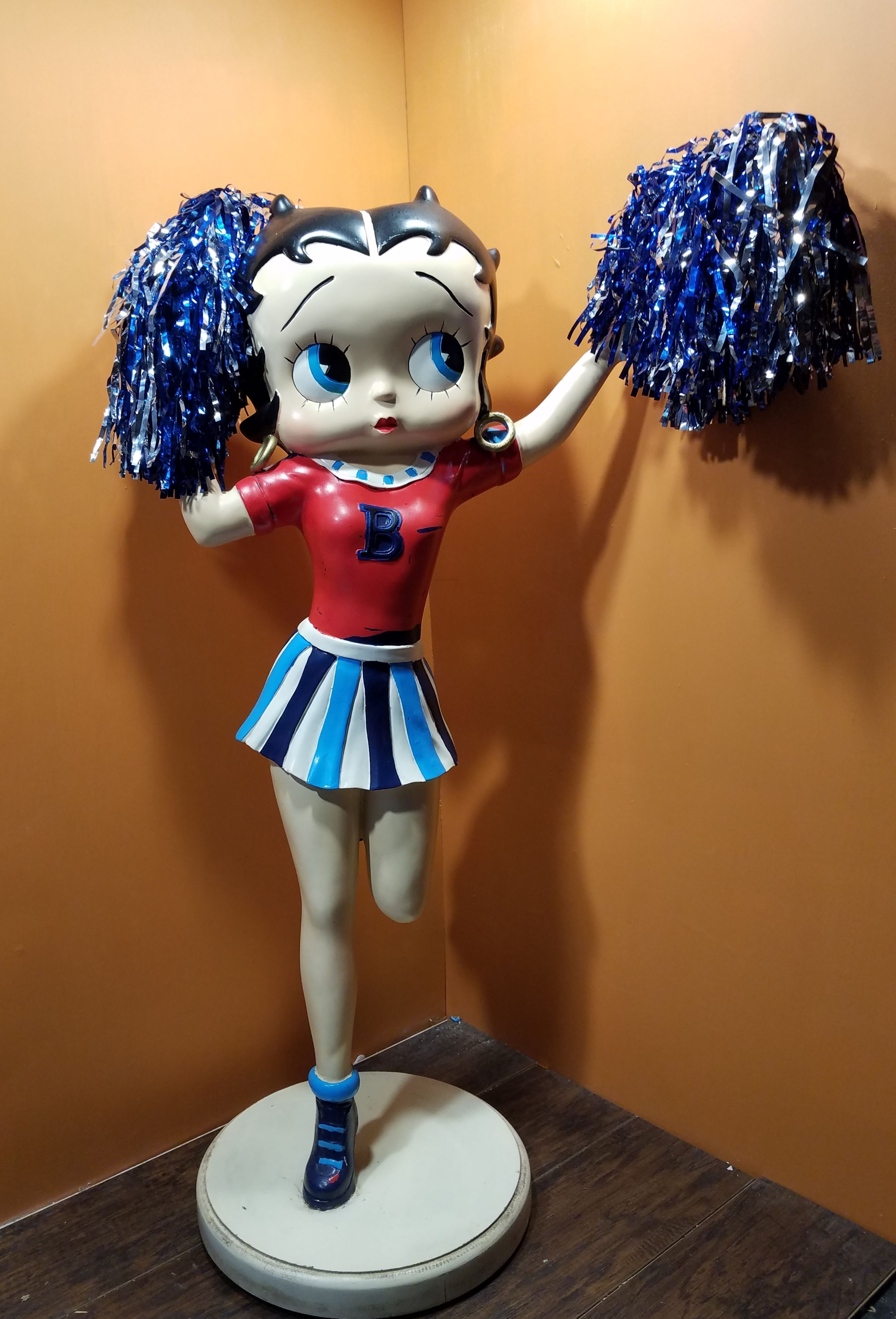 HUGE Betty Boop cheerleader big fig statue 3 feet