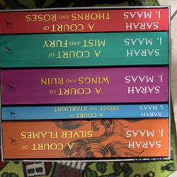 A Court Of Thorn &Roses Series 