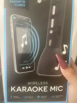 Wireless Karaoke Mic 🎤 