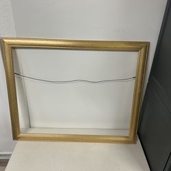 Frame in antique gold finish