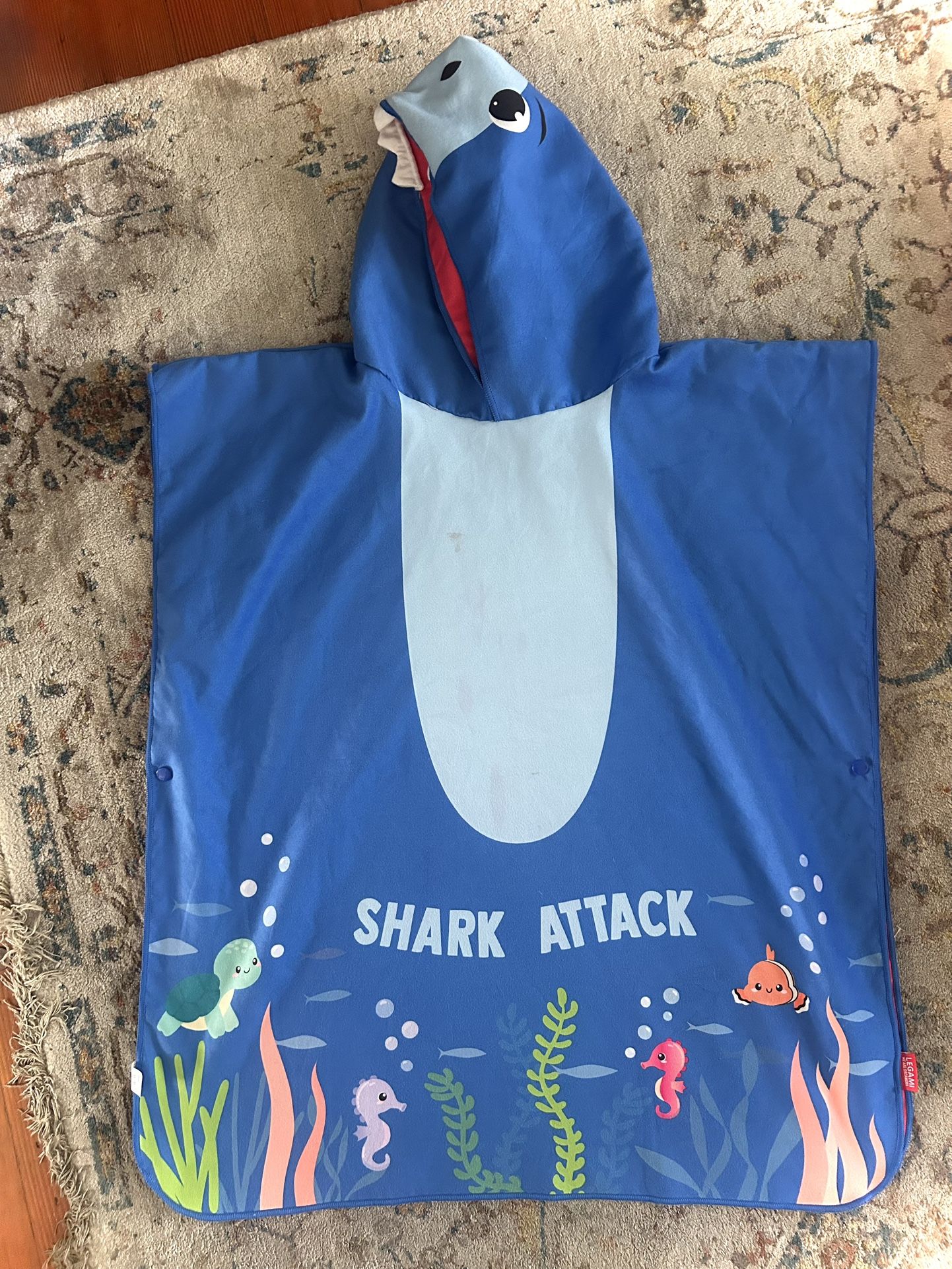 Poncho Towel Shark
