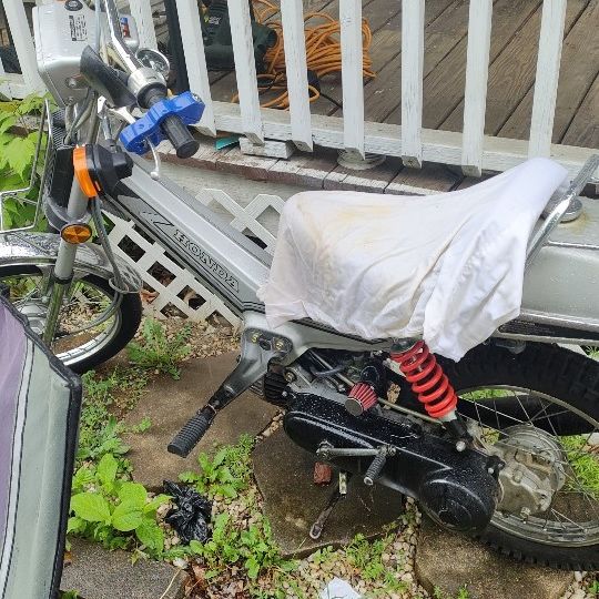 82 Hyundai Honda Express