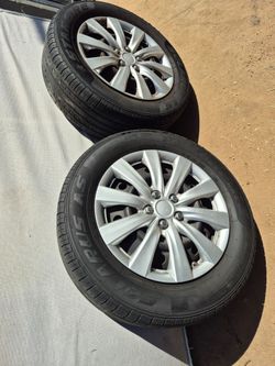 Toyota camry wheels and tires 215/60 R16