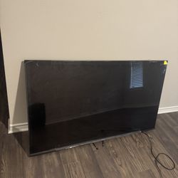 Broken Hisense tv 60 Inch