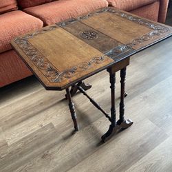 Antique Gate Leg (drop leaf) Table