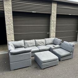 Modular Sectional Couch (DELIVERY AVAILABLE!)