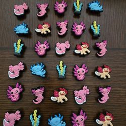 Lot Of 30 Axolotl Shoe Charms 