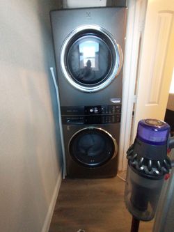 Electrolux washer dryer combo