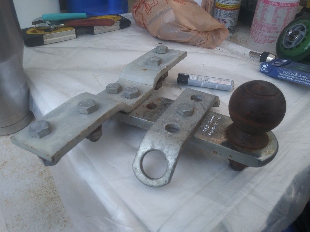 Utility Hitch/ball car or truck