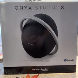 Harman Kardon Onyx 8 Bluetooth Speaker